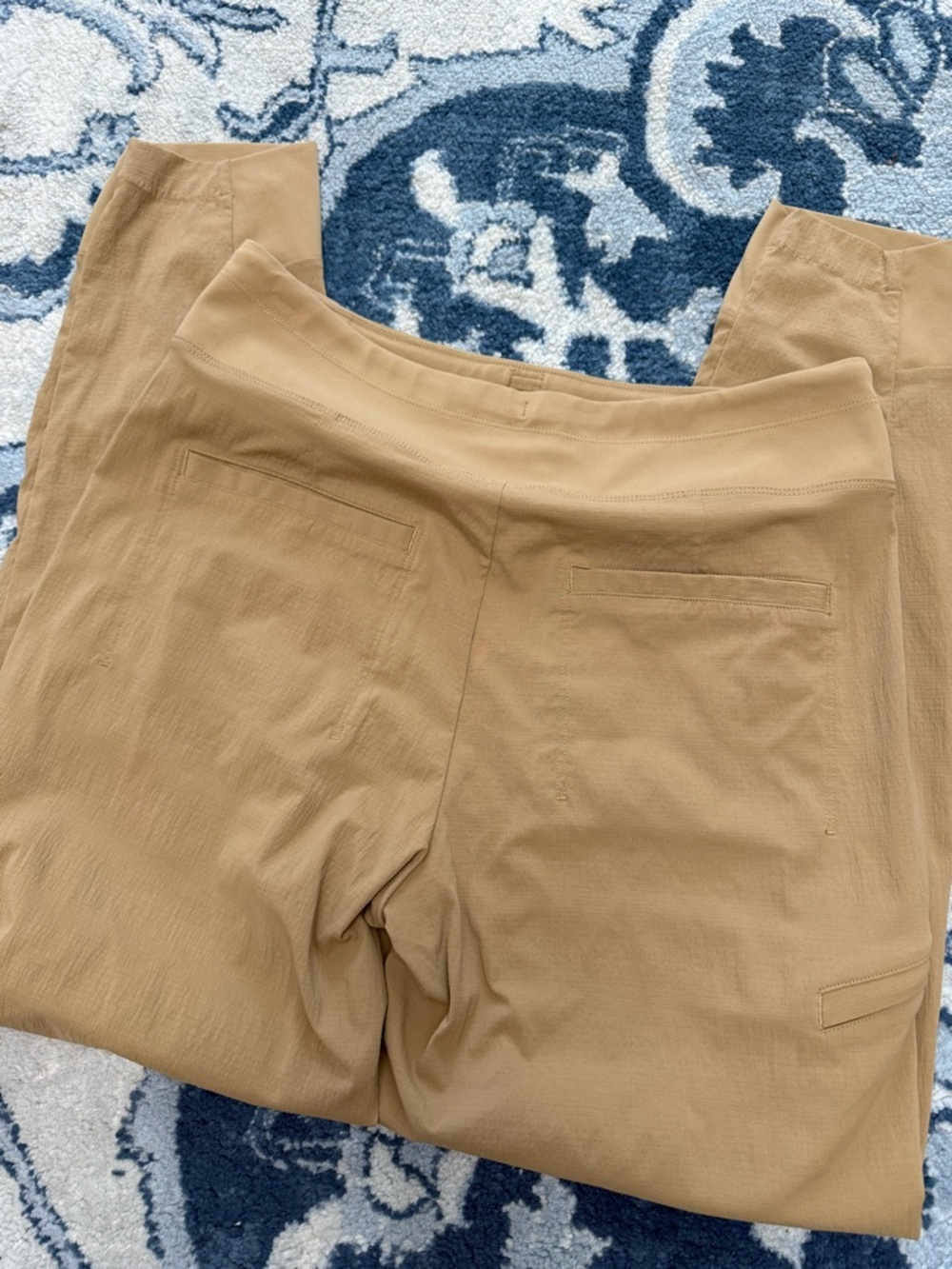ATHLETA lot of TWO athletic joggers pants Brooklyn green swirl and tan pull on 4 - Picture 11 of 11